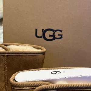 New in the box tan uggs size 6 Uggs, price negotiable